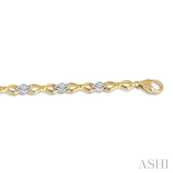 1 10 Ctw Round Cut Diamond Illusion Plate Link Bracelet in 10K Yellow and White Gold Online now