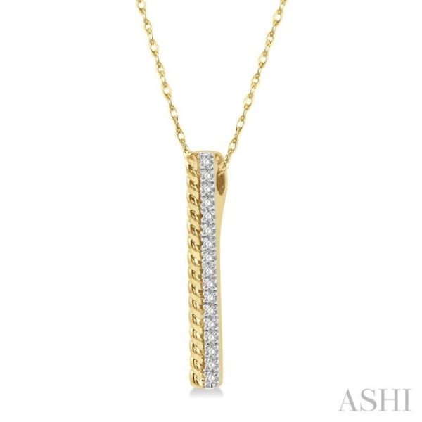 1 6 Ctw Rope Bead & Round Cut Diamond Bar Pendant With Chain in 14K Yellow Gold Fashion